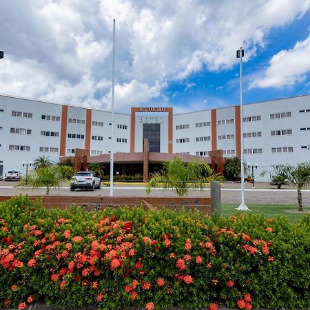 Hits Pantanal Hotel Aeroporto Варзеа-Гранди Экстерьер фото