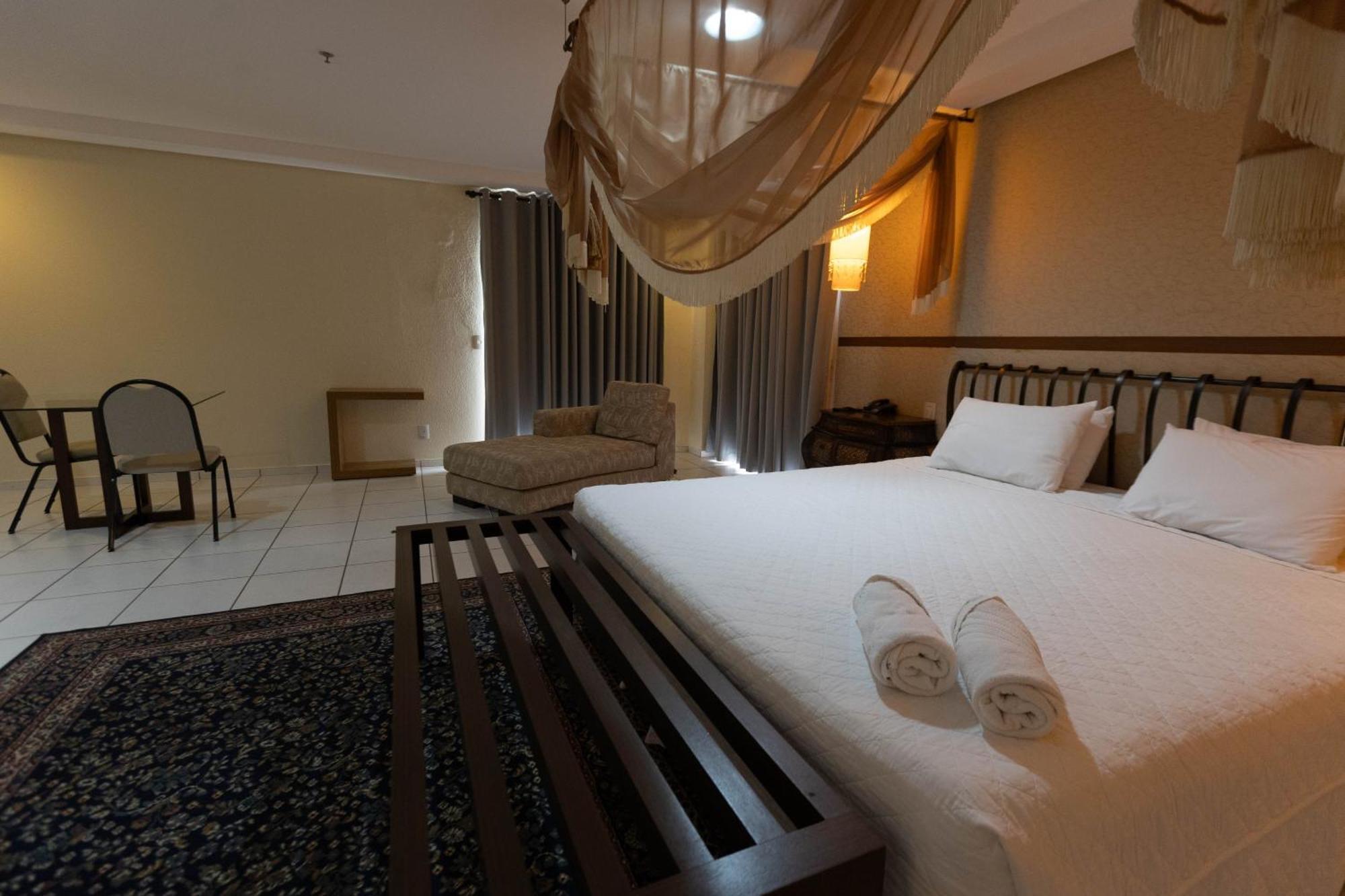 Hits Pantanal Hotel Aeroporto Варзеа-Гранди Экстерьер фото
