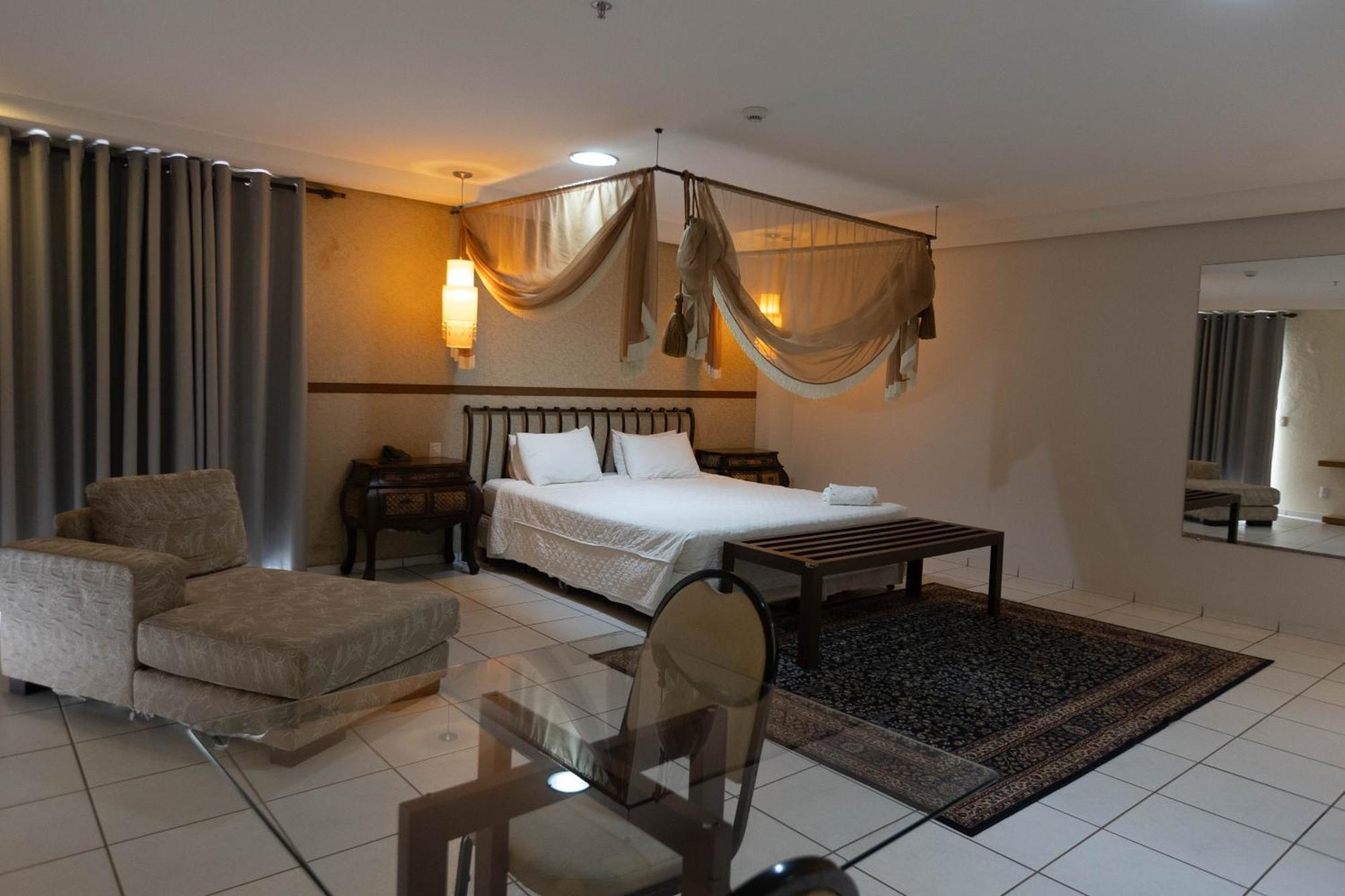 Hits Pantanal Hotel Aeroporto Варзеа-Гранди Экстерьер фото