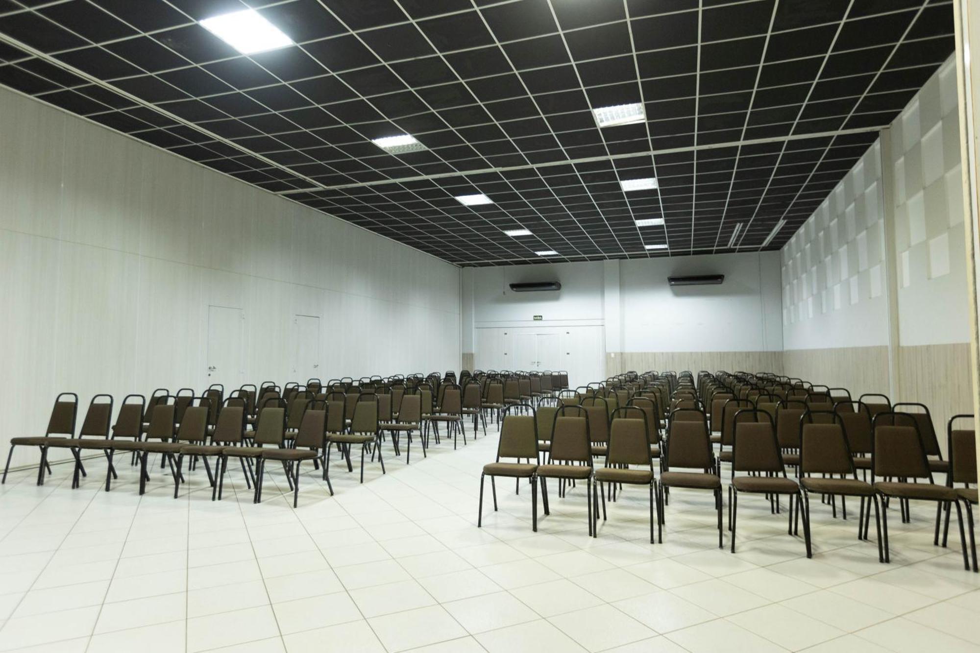 Hits Pantanal Hotel Aeroporto Варзеа-Гранди Экстерьер фото