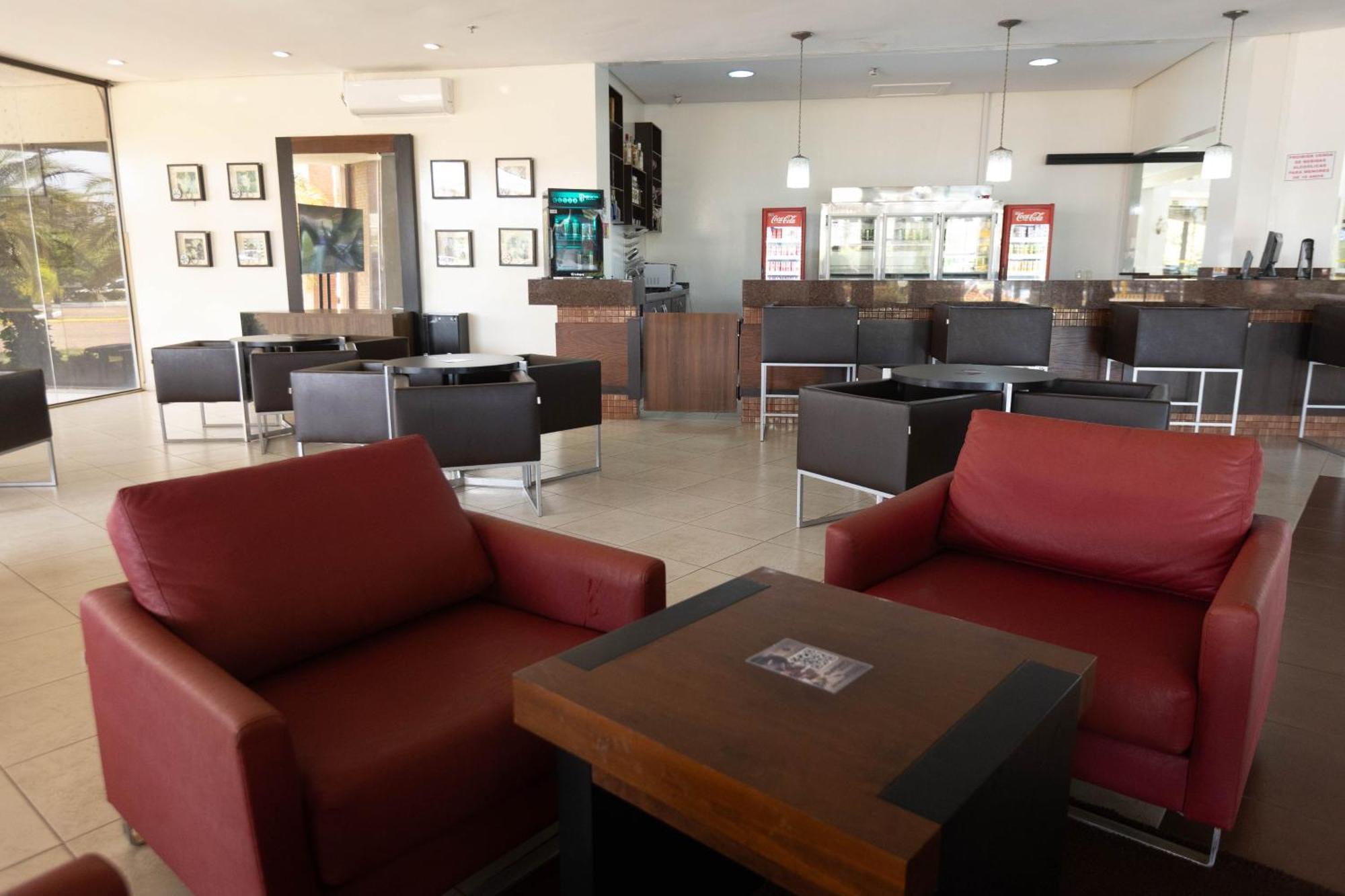 Hits Pantanal Hotel Aeroporto Варзеа-Гранди Экстерьер фото